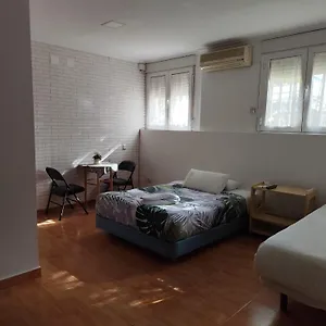 https://el-colmenar-habitaciones.besthotelstoledo.com