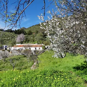 Mountain Hostel&house La Isa By Rose Hostel